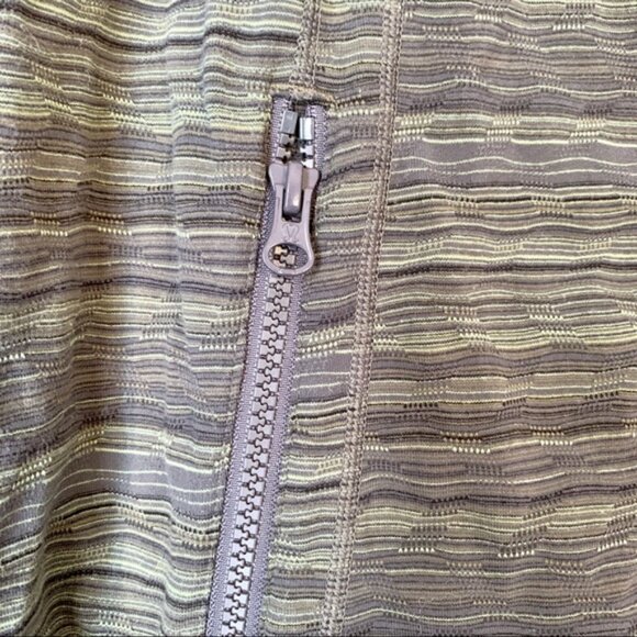 Lululemon Define Jacket in Space Dye Twist - Picture 6 of 8